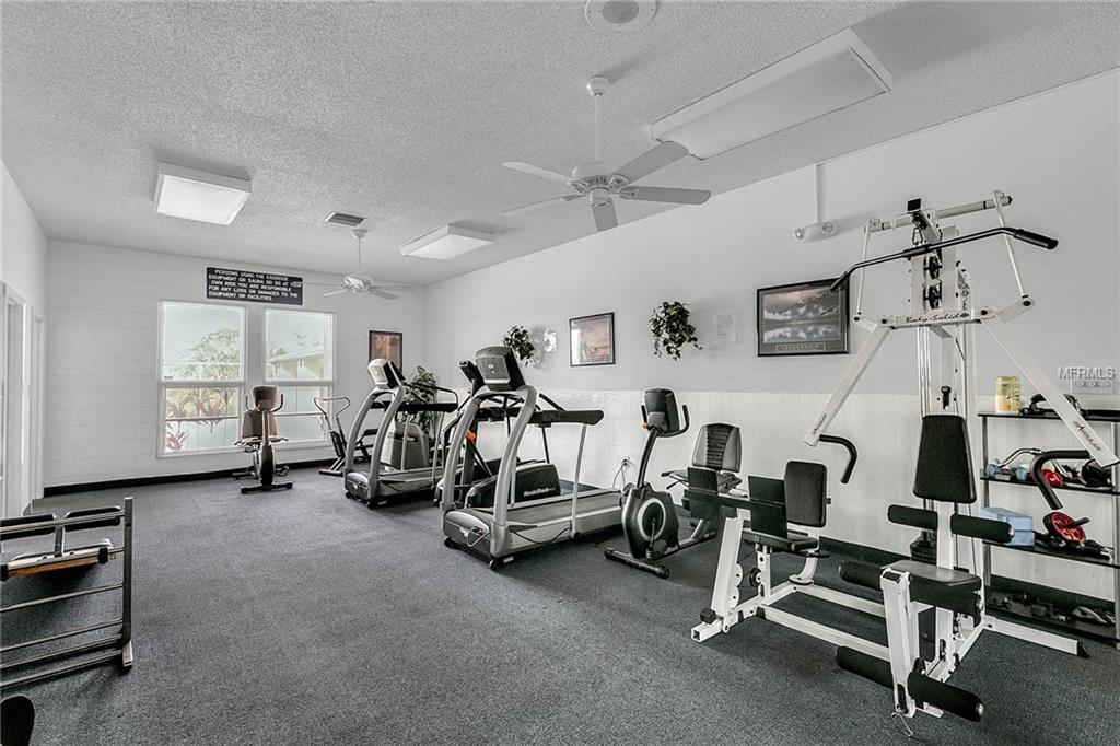 122 CAROLWOOD BOULEVARD, FERN PARK, Florida 32730, 3 Bedrooms Bedrooms, 3 Rooms Rooms,2 BathroomsBathrooms,Residential,For sale,CAROLWOOD,O5561830