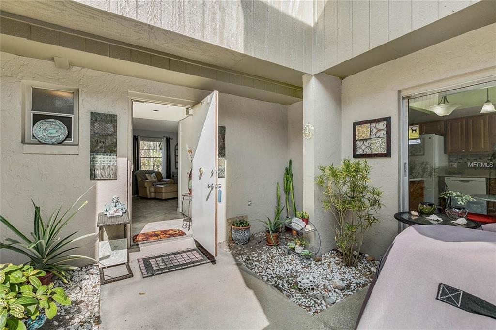 122 CAROLWOOD BOULEVARD, FERN PARK, Florida 32730, 3 Bedrooms Bedrooms, 3 Rooms Rooms,2 BathroomsBathrooms,Residential,For sale,CAROLWOOD,O5561830