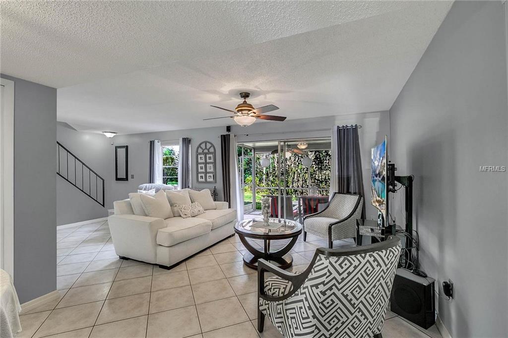 122 CAROLWOOD BOULEVARD, FERN PARK, Florida 32730, 3 Bedrooms Bedrooms, 3 Rooms Rooms,2 BathroomsBathrooms,Residential,For sale,CAROLWOOD,O5561830