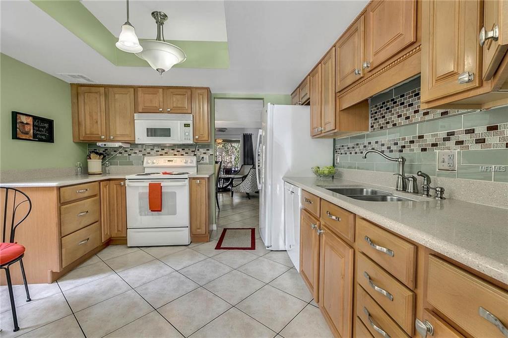 122 CAROLWOOD BOULEVARD, FERN PARK, Florida 32730, 3 Bedrooms Bedrooms, 3 Rooms Rooms,2 BathroomsBathrooms,Residential,For sale,CAROLWOOD,O5561830