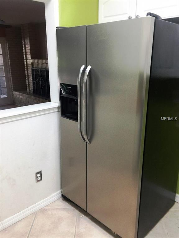 1033 LOVE LN, APOPKA, Florida 32703, 4 Bedrooms Bedrooms, 7 Rooms Rooms,3 BathroomsBathrooms,Residential,For sale,LOVE LN,O5447912