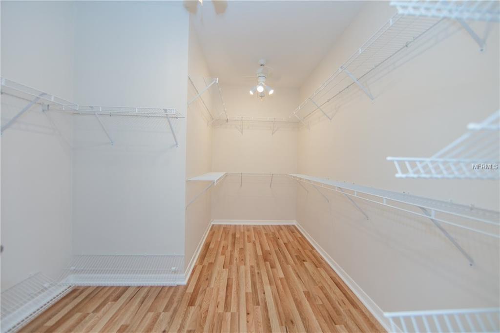 1369 LEXINGTON AVENUE, DAVENPORT, Florida 33837, 6 Bedrooms Bedrooms, 14 Rooms Rooms,4 BathroomsBathrooms,Residential,For sale,LEXINGTON,S4852599