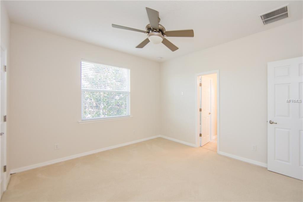 1369 LEXINGTON AVENUE, DAVENPORT, Florida 33837, 6 Bedrooms Bedrooms, 14 Rooms Rooms,4 BathroomsBathrooms,Residential,For sale,LEXINGTON,S4852599