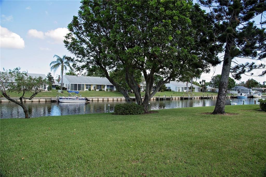 4421 MOUNT VERNON DRIVE, BRADENTON, Florida 34210, 2 Bedrooms Bedrooms, 4 Rooms Rooms,2 BathroomsBathrooms,Residential,For sale,MOUNT VERNON,A4200697