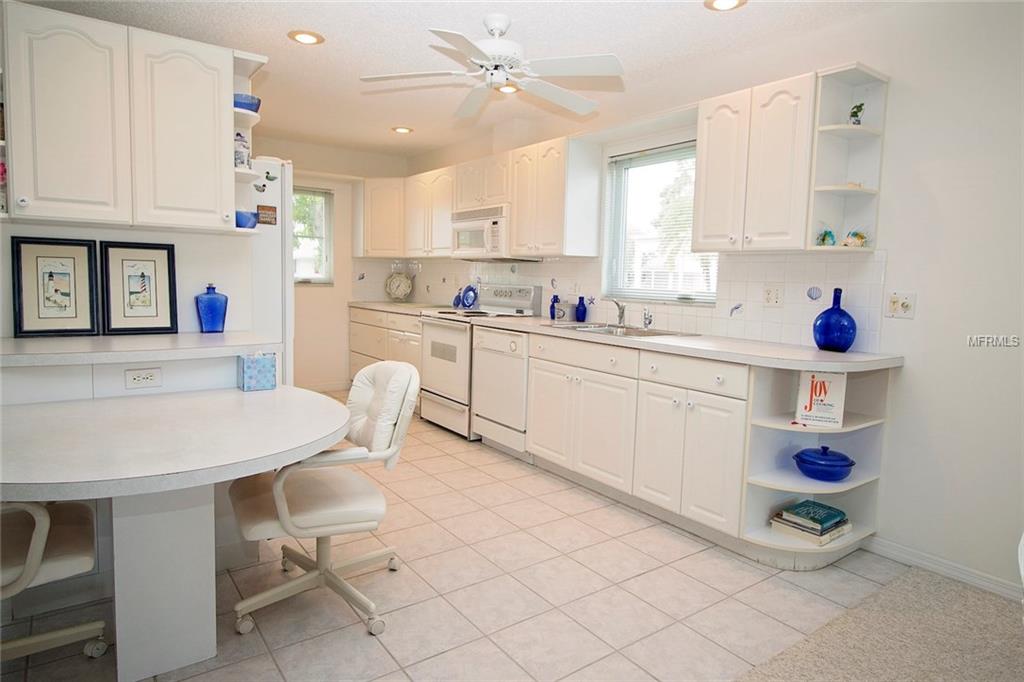4421 MOUNT VERNON DRIVE, BRADENTON, Florida 34210, 2 Bedrooms Bedrooms, 4 Rooms Rooms,2 BathroomsBathrooms,Residential,For sale,MOUNT VERNON,A4200697