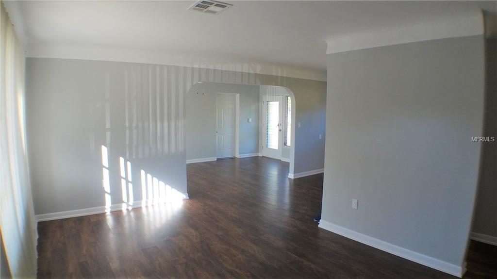 5239 22ND AVENUE N, ST PETERSBURG, Florida 33710, 2 Bedrooms Bedrooms, 6 Rooms Rooms,1 BathroomBathrooms,Residential,For sale,22ND,U7840515