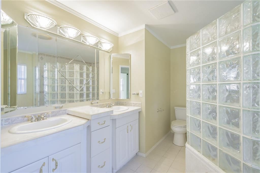 7053 63RD STREET, PINELLAS PARK, Florida 33781, 5 Bedrooms Bedrooms, 6 Rooms Rooms,3 BathroomsBathrooms,Residential,For sale,63RD,U7841581