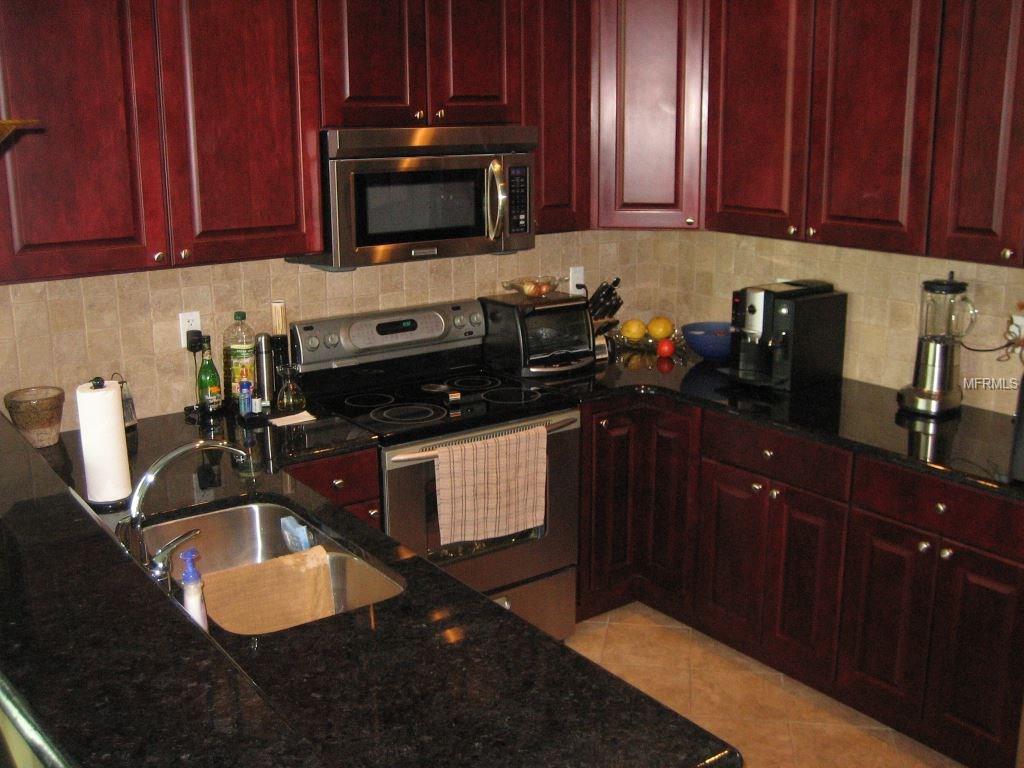 101 S EOLA DRIVE, ORLANDO, Florida 32801, 2 Bedrooms Bedrooms, 3 Rooms Rooms,2 BathroomsBathrooms,Residential,For sale,EOLA,O5553842