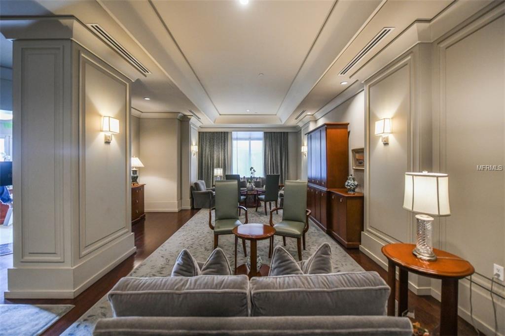 1350 MAIN STREET, SARASOTA, Florida 34236, 2 Bedrooms Bedrooms, 5 Rooms Rooms,2 BathroomsBathrooms,Residential,For sale,MAIN,A4206678