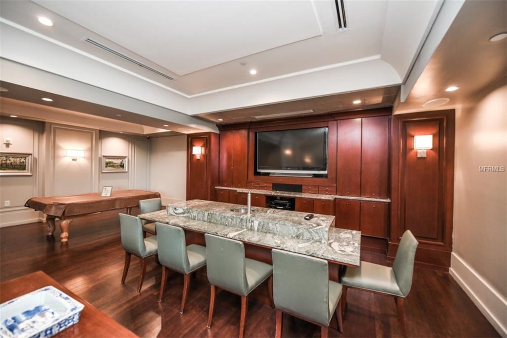 1350 MAIN STREET, SARASOTA, Florida 34236, 2 Bedrooms Bedrooms, 5 Rooms Rooms,2 BathroomsBathrooms,Residential,For sale,MAIN,A4206678