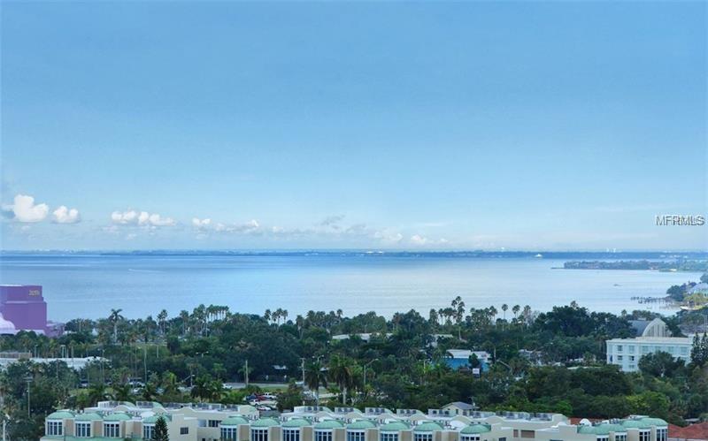 1350 MAIN STREET, SARASOTA, Florida 34236, 2 Bedrooms Bedrooms, 5 Rooms Rooms,2 BathroomsBathrooms,Residential,For sale,MAIN,A4206678