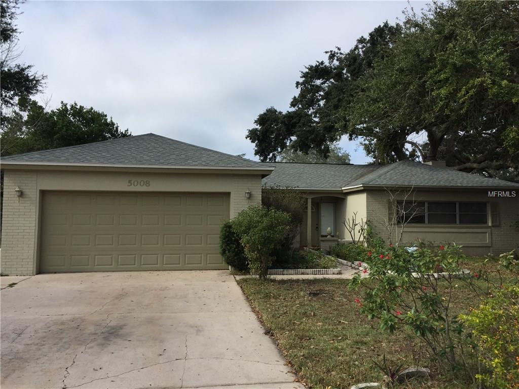 5008 DARDEN AVENUE, BELLE ISLE, Florida 32812, 3 Bedrooms Bedrooms, 6 Rooms Rooms,2 BathroomsBathrooms,Residential,For sale,DARDEN,O5557151