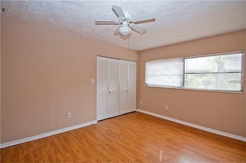 5008 DARDEN AVENUE, BELLE ISLE, Florida 32812, 3 Bedrooms Bedrooms, 6 Rooms Rooms,2 BathroomsBathrooms,Residential,For sale,DARDEN,O5557151