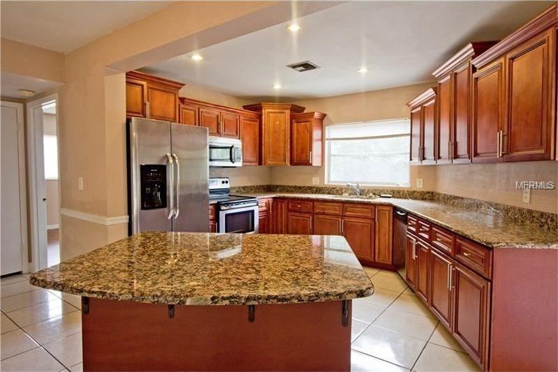 5008 DARDEN AVENUE, BELLE ISLE, Florida 32812, 3 Bedrooms Bedrooms, 6 Rooms Rooms,2 BathroomsBathrooms,Residential,For sale,DARDEN,O5557151