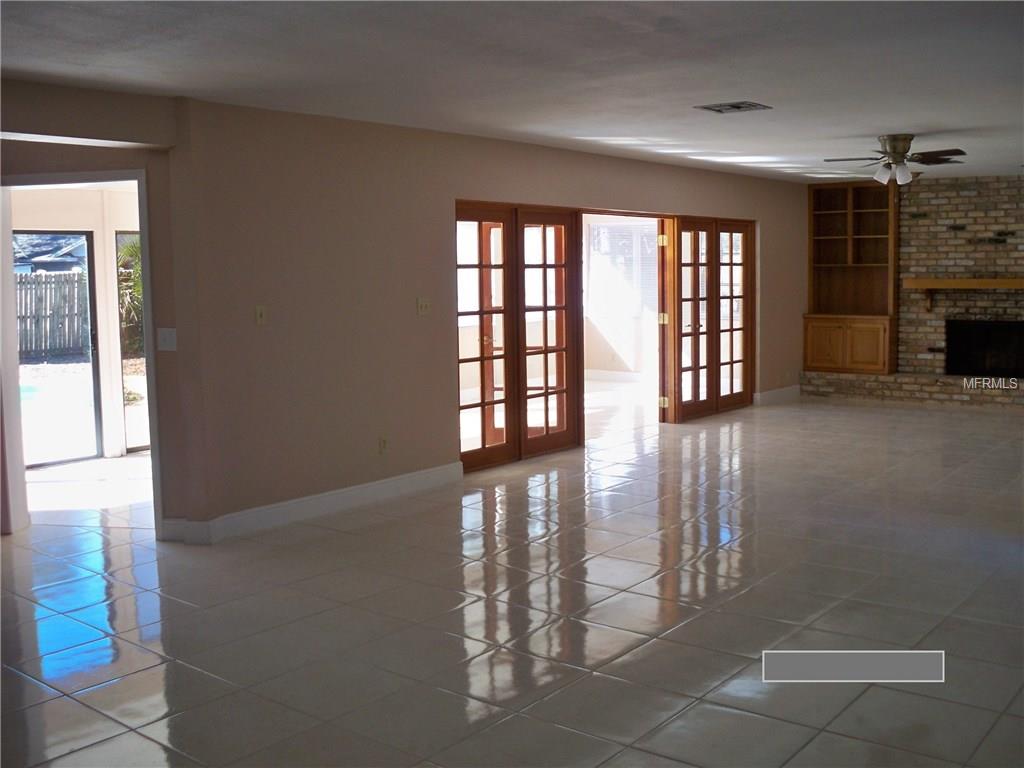 5008 DARDEN AVENUE, BELLE ISLE, Florida 32812, 3 Bedrooms Bedrooms, 6 Rooms Rooms,2 BathroomsBathrooms,Residential,For sale,DARDEN,O5557151