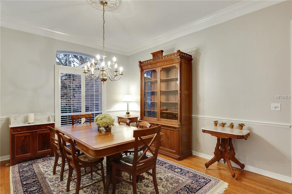 15302 VINCENT COURT, TAMPA, Florida 33647, 4 Bedrooms Bedrooms, 10 Rooms Rooms,3 BathroomsBathrooms,Residential,For sale,VINCENT,T2924779