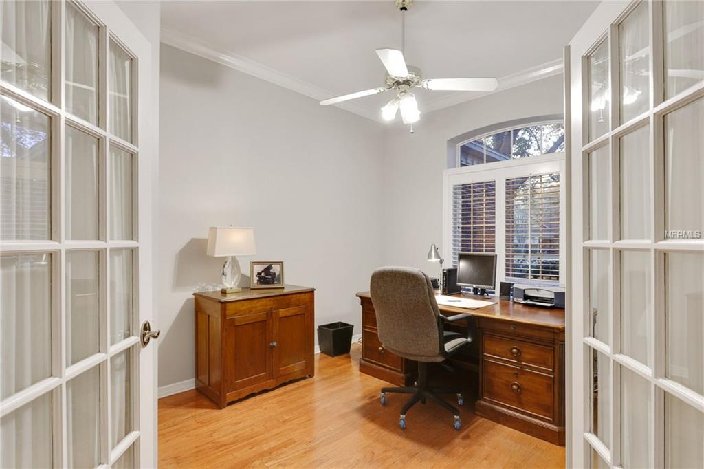 15302 VINCENT COURT, TAMPA, Florida 33647, 4 Bedrooms Bedrooms, 10 Rooms Rooms,3 BathroomsBathrooms,Residential,For sale,VINCENT,T2924779