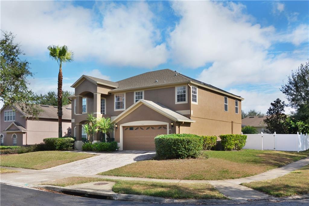 1949 BREEZY HILL DRIVE, WINDERMERE, Florida 34786, 5 Bedrooms Bedrooms, 12 Rooms Rooms,3 BathroomsBathrooms,Residential,For sale,BREEZY HILL,O5559561