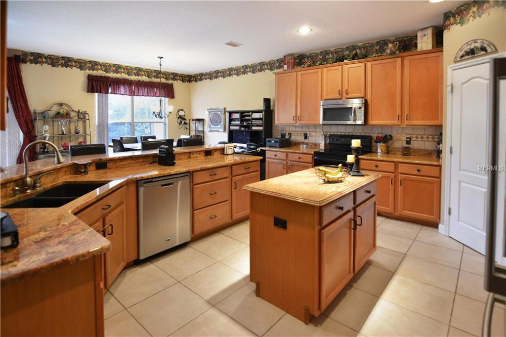 1949 BREEZY HILL DRIVE, WINDERMERE, Florida 34786, 5 Bedrooms Bedrooms, 12 Rooms Rooms,3 BathroomsBathrooms,Residential,For sale,BREEZY HILL,O5559561