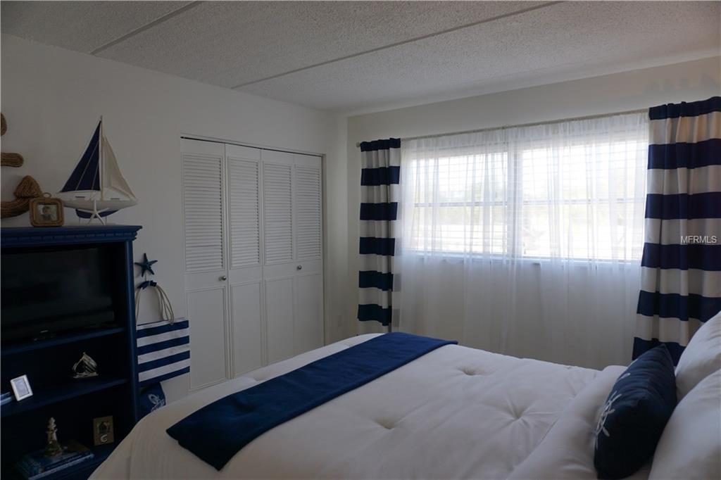 1020 DELEON DRIVE, DUNEDIN, Florida 34698, 2 Bedrooms Bedrooms, 4 Rooms Rooms,1 BathroomBathrooms,Residential,For sale,DELEON,U7846979