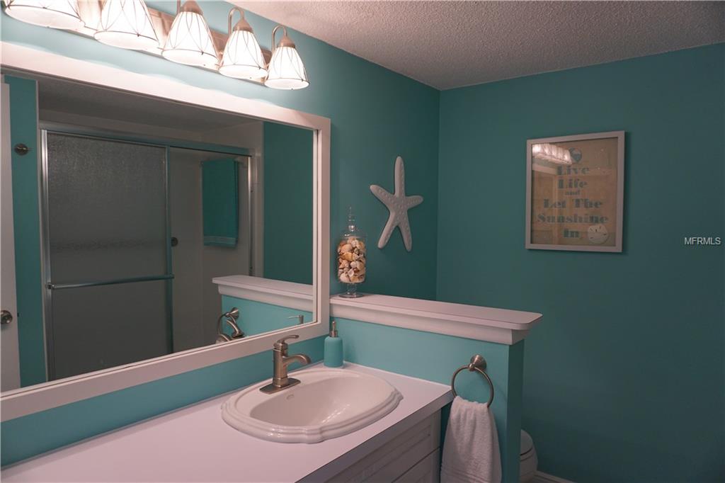 1020 DELEON DRIVE, DUNEDIN, Florida 34698, 2 Bedrooms Bedrooms, 4 Rooms Rooms,1 BathroomBathrooms,Residential,For sale,DELEON,U7846979