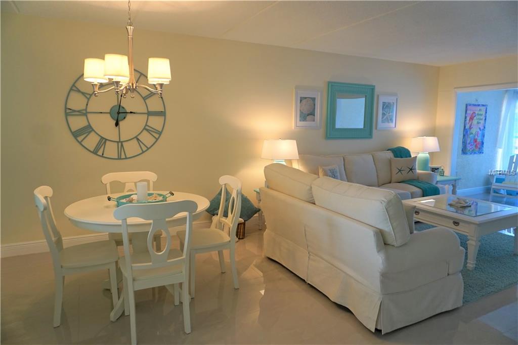 1020 DELEON DRIVE, DUNEDIN, Florida 34698, 2 Bedrooms Bedrooms, 4 Rooms Rooms,1 BathroomBathrooms,Residential,For sale,DELEON,U7846979