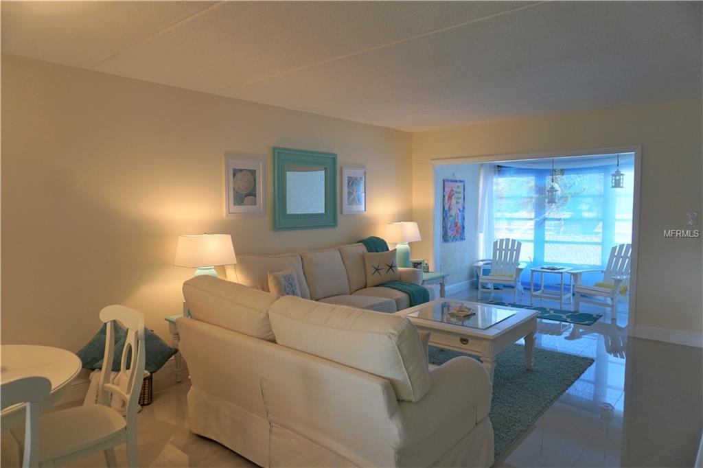 1020 DELEON DRIVE, DUNEDIN, Florida 34698, 2 Bedrooms Bedrooms, 4 Rooms Rooms,1 BathroomBathrooms,Residential,For sale,DELEON,U7846979