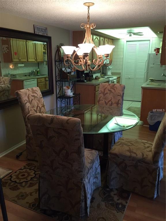 6116 43RD STREET W, BRADENTON, Florida 34210, 2 Bedrooms Bedrooms, 6 Rooms Rooms,2 BathroomsBathrooms,Residential,For sale,43RD,A4209634