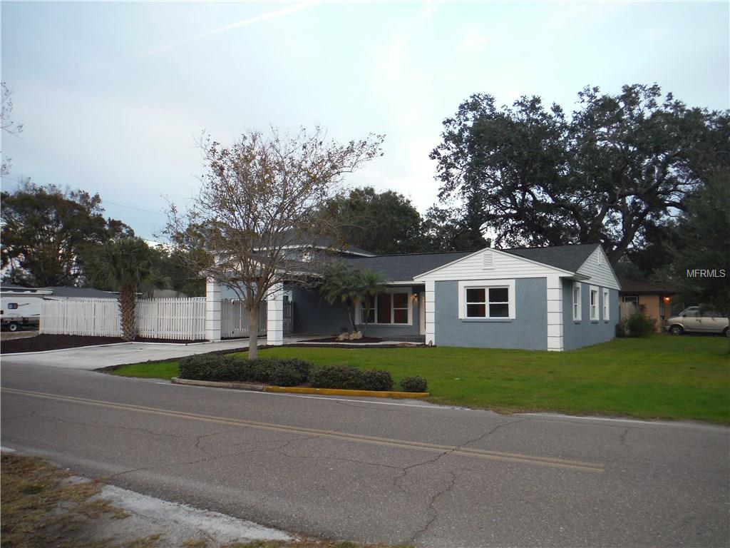 801 74TH STREET N, ST PETERSBURG, Florida 33710, 4 Bedrooms Bedrooms, 9 Rooms Rooms,3 BathroomsBathrooms,Residential,For sale,74TH,U7847388