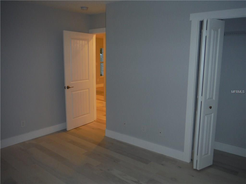 801 74TH STREET N, ST PETERSBURG, Florida 33710, 4 Bedrooms Bedrooms, 9 Rooms Rooms,3 BathroomsBathrooms,Residential,For sale,74TH,U7847388