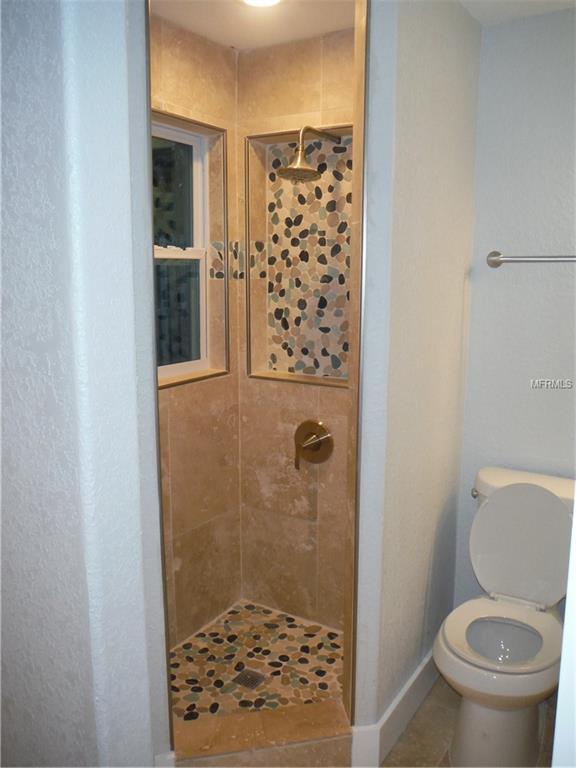 801 74TH STREET N, ST PETERSBURG, Florida 33710, 4 Bedrooms Bedrooms, 9 Rooms Rooms,3 BathroomsBathrooms,Residential,For sale,74TH,U7847388