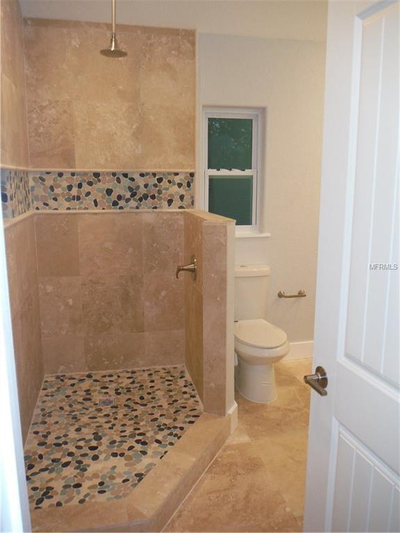 801 74TH STREET N, ST PETERSBURG, Florida 33710, 4 Bedrooms Bedrooms, 9 Rooms Rooms,3 BathroomsBathrooms,Residential,For sale,74TH,U7847388