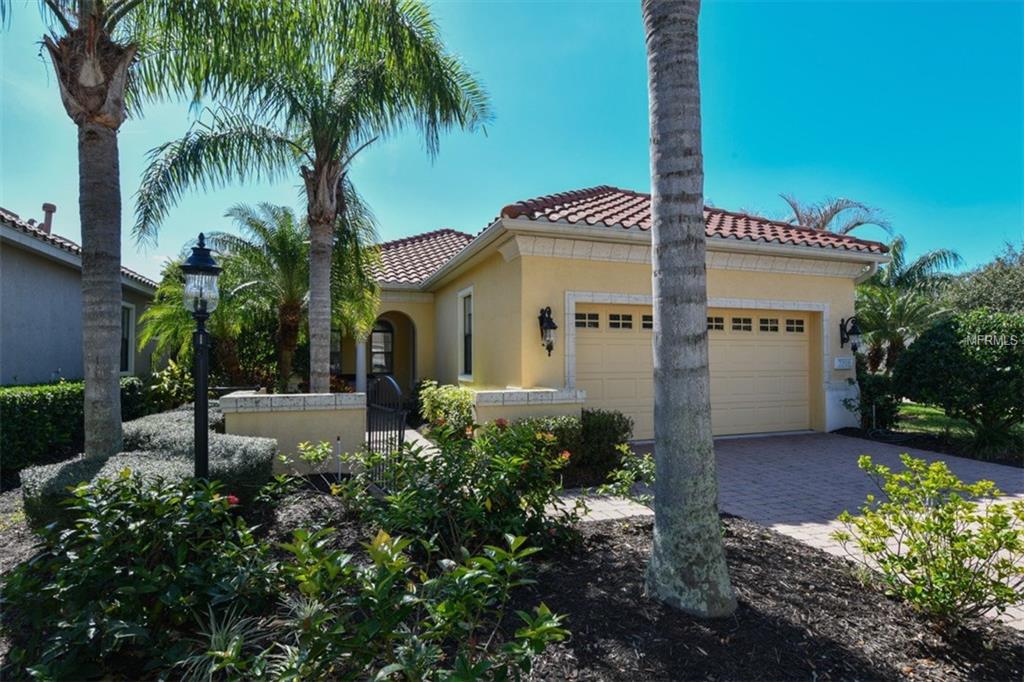 7318 WEXFORD COURT, LAKEWOOD RANCH, Florida 34202, 2 Bedrooms Bedrooms, 6 Rooms Rooms,2 BathroomsBathrooms,Residential,For sale,WEXFORD,A4209959