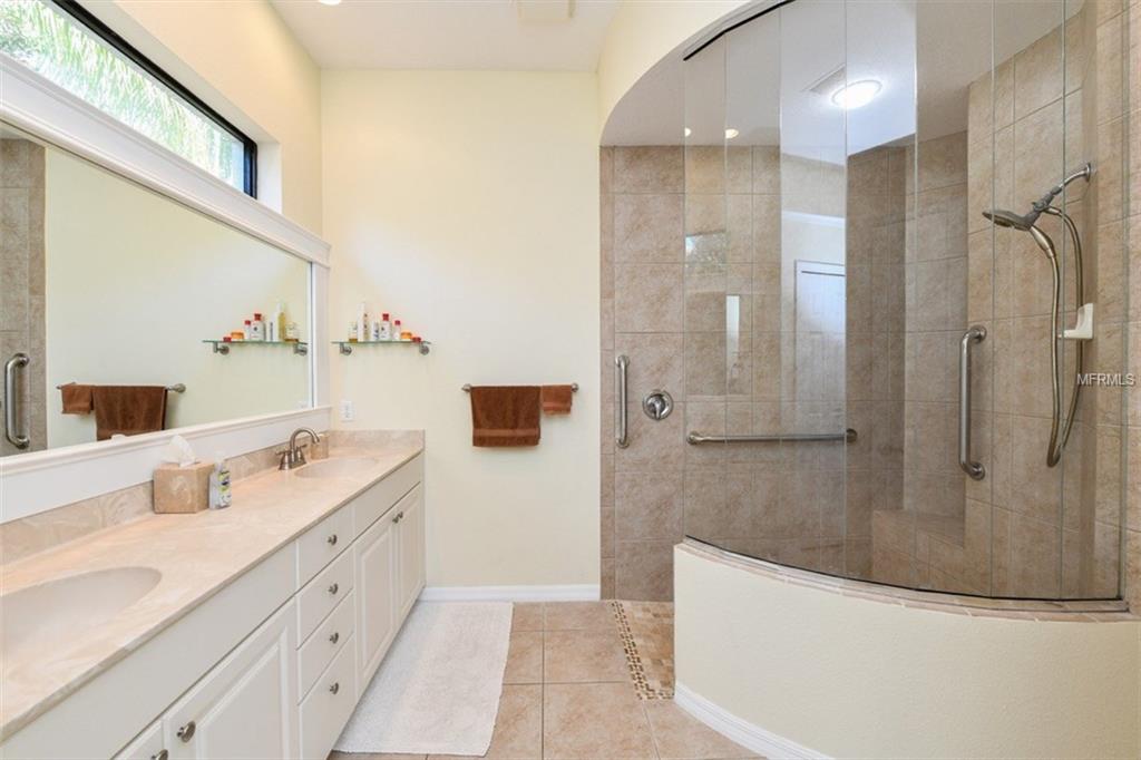 7318 WEXFORD COURT, LAKEWOOD RANCH, Florida 34202, 2 Bedrooms Bedrooms, 6 Rooms Rooms,2 BathroomsBathrooms,Residential,For sale,WEXFORD,A4209959