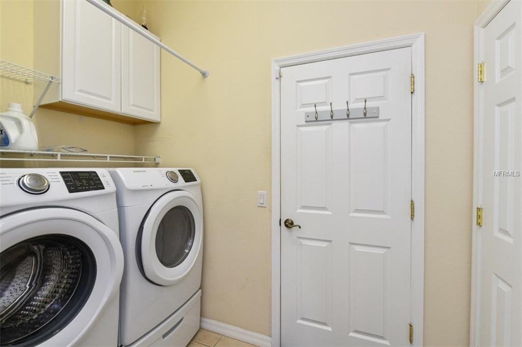 7318 WEXFORD COURT, LAKEWOOD RANCH, Florida 34202, 2 Bedrooms Bedrooms, 6 Rooms Rooms,2 BathroomsBathrooms,Residential,For sale,WEXFORD,A4209959