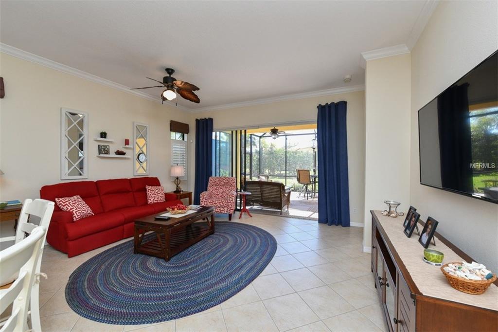 7318 WEXFORD COURT, LAKEWOOD RANCH, Florida 34202, 2 Bedrooms Bedrooms, 6 Rooms Rooms,2 BathroomsBathrooms,Residential,For sale,WEXFORD,A4209959