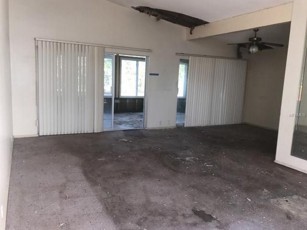 810 ROYAL DRIVE, LARGO, Florida 33770, 3 Bedrooms Bedrooms, 4 Rooms Rooms,4 BathroomsBathrooms,Residential,For sale,ROYAL,U7847531