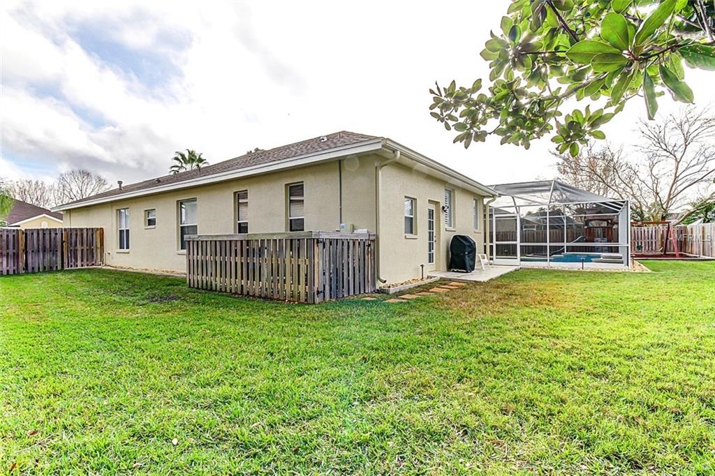 10512 BRENTFORD DRIVE, TAMPA, Florida 33626, 4 Bedrooms Bedrooms, 8 Rooms Rooms,3 BathroomsBathrooms,Residential,For sale,BRENTFORD,T2928574