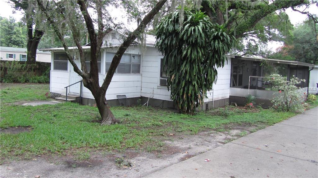 1407 GORDON ROAD, PLANT CITY, Florida 33566, 3 Bedrooms Bedrooms, 8 Rooms Rooms,1 BathroomBathrooms,Residential,For sale,GORDON,T2886350
