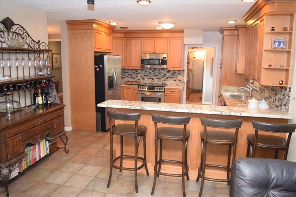 2002 W STATE ROAD 60, PLANT CITY, Florida 33567, 4 Bedrooms Bedrooms, 10 Rooms Rooms,3 BathroomsBathrooms,Residential,For sale,STATE ROAD 60,T2899084