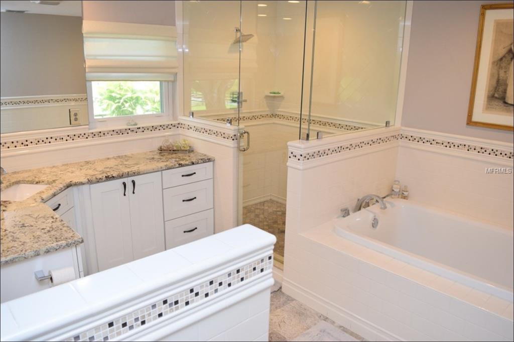 2002 W STATE ROAD 60, PLANT CITY, Florida 33567, 4 Bedrooms Bedrooms, 10 Rooms Rooms,3 BathroomsBathrooms,Residential,For sale,STATE ROAD 60,T2899084