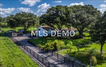 2002 W STATE ROAD 60, PLANT CITY, Florida 33567, 4 Bedrooms Bedrooms, 10 Rooms Rooms,3 BathroomsBathrooms,Residential,For sale,STATE ROAD 60,T2899084