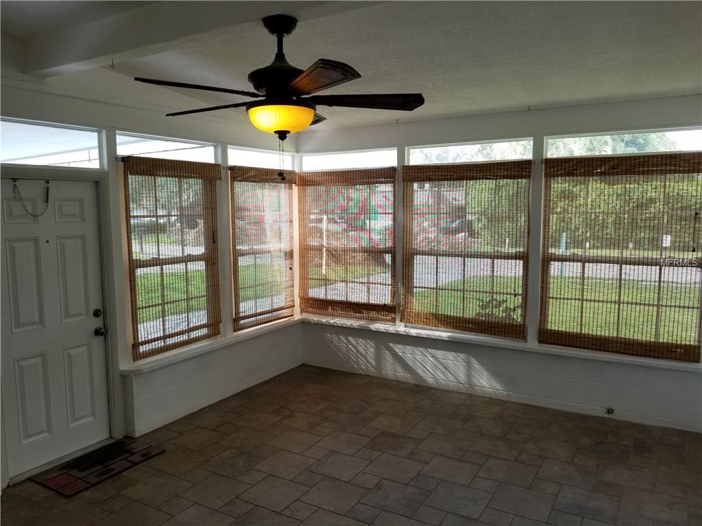 1528 2ND AVENUE E, BRADENTON, Florida 34208, 2 Bedrooms Bedrooms, 5 Rooms Rooms,1 BathroomBathrooms,Residential,For sale,2ND,A4196958