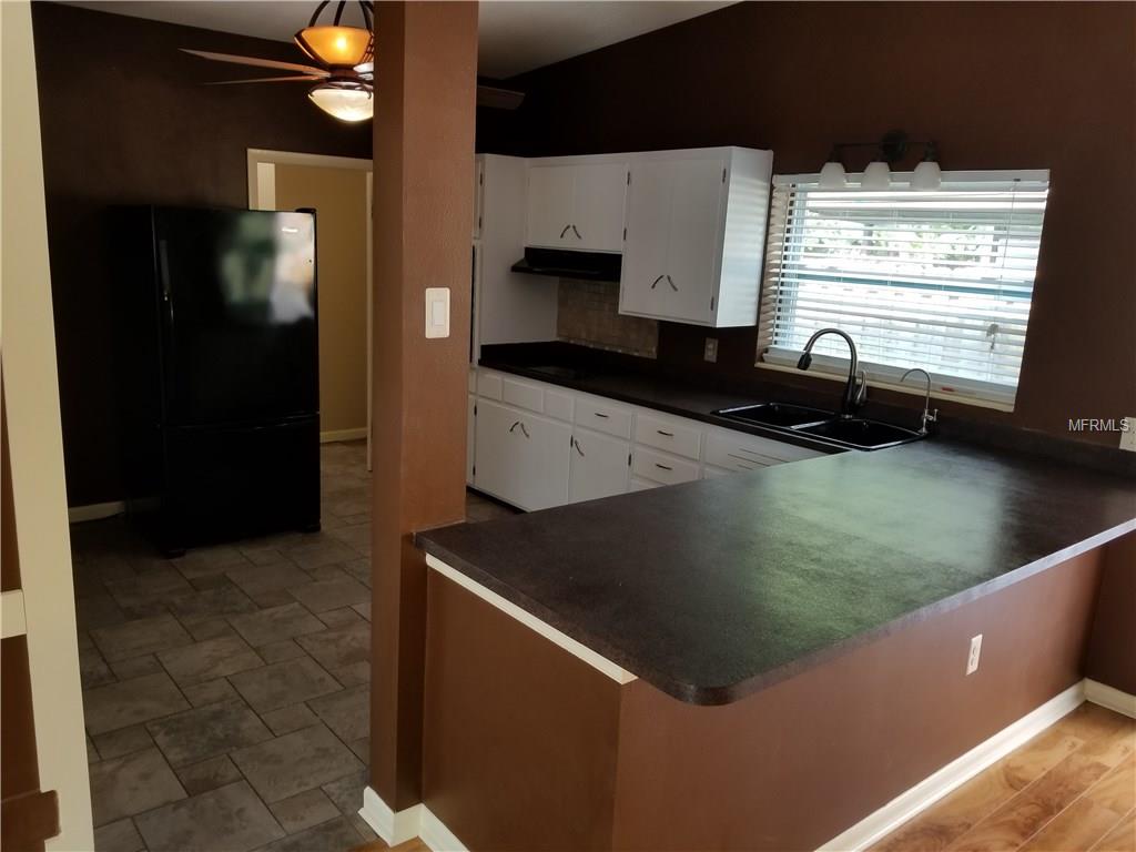 1528 2ND AVENUE E, BRADENTON, Florida 34208, 2 Bedrooms Bedrooms, 5 Rooms Rooms,1 BathroomBathrooms,Residential,For sale,2ND,A4196958