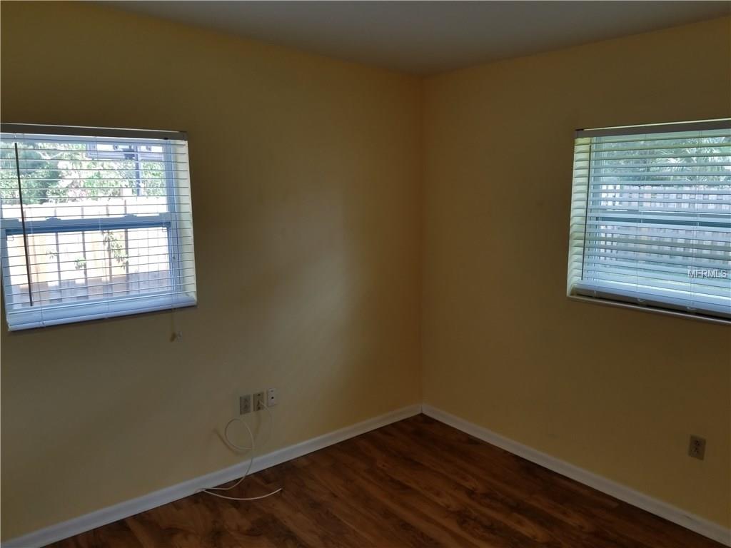 1528 2ND AVENUE E, BRADENTON, Florida 34208, 2 Bedrooms Bedrooms, 5 Rooms Rooms,1 BathroomBathrooms,Residential,For sale,2ND,A4196958