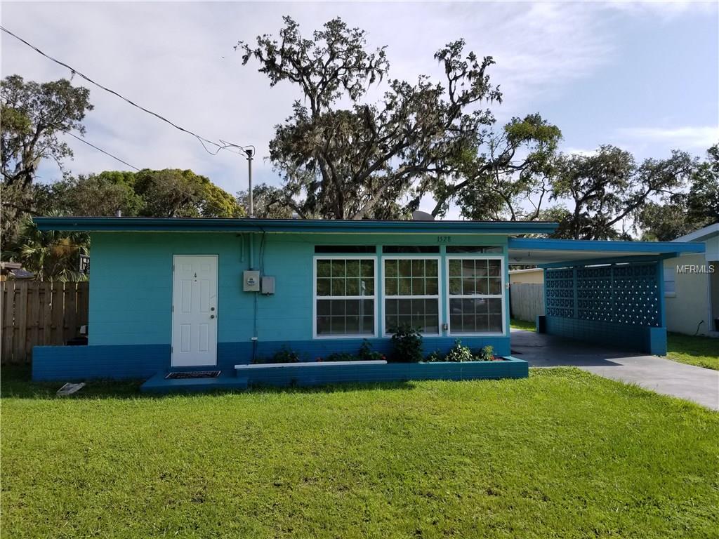 1528 2ND AVENUE E, BRADENTON, Florida 34208, 2 Bedrooms Bedrooms, 5 Rooms Rooms,1 BathroomBathrooms,Residential,For sale,2ND,A4196958