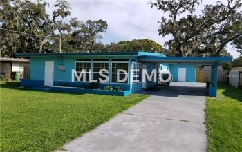 1528 2ND AVENUE E, BRADENTON, Florida 34208, 2 Bedrooms Bedrooms, 5 Rooms Rooms,1 BathroomBathrooms,Residential,For sale,2ND,A4196958