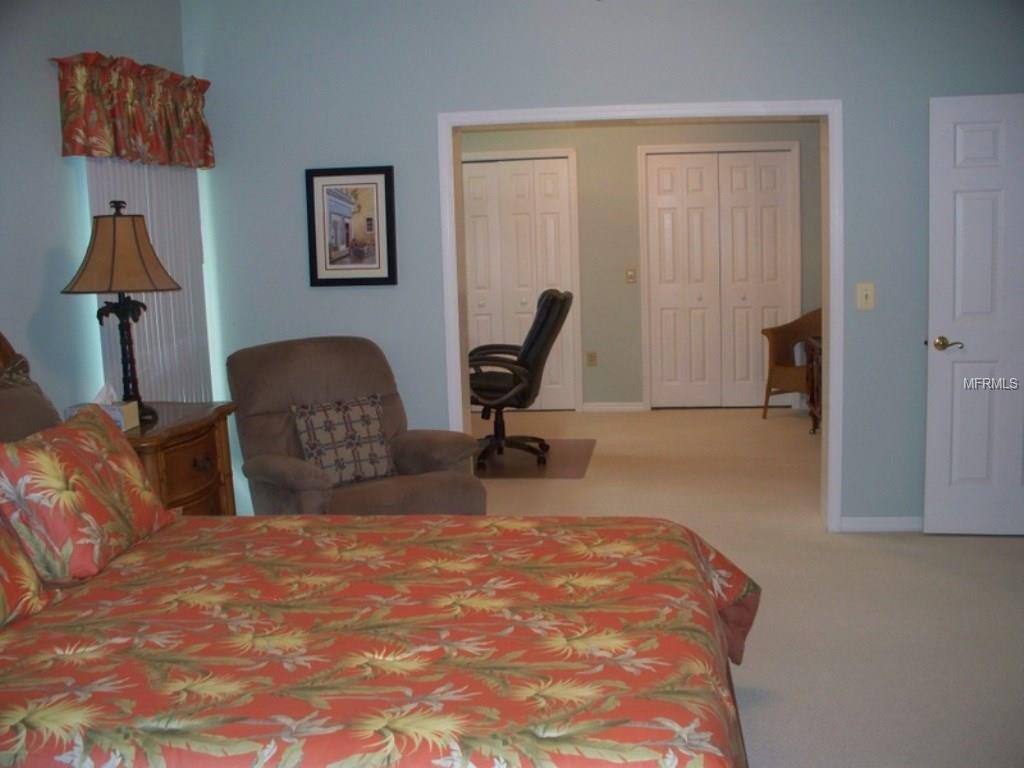 10201 SILVER BLUFF DRIVE, LEESBURG, Florida 34788, 3 Bedrooms Bedrooms, 9 Rooms Rooms,2 BathroomsBathrooms,Residential,For sale,SILVER BLUFF,G4849117