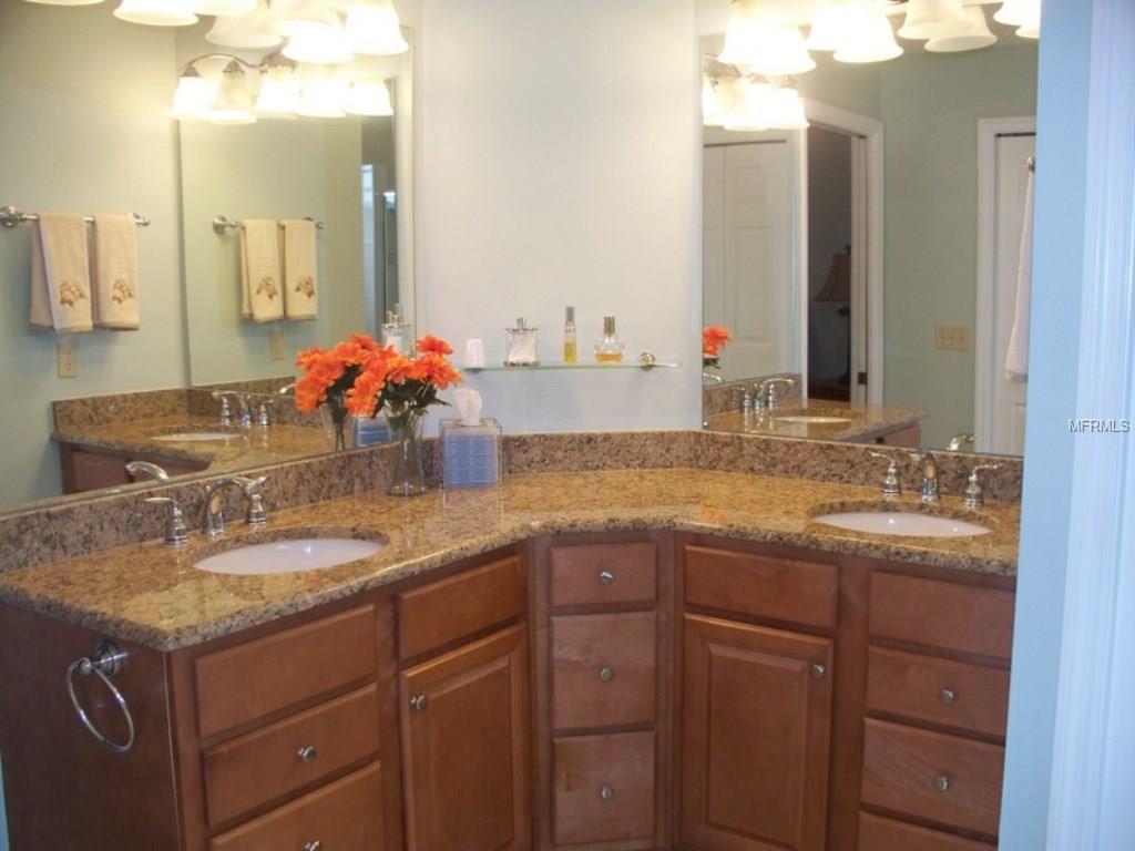 10201 SILVER BLUFF DRIVE, LEESBURG, Florida 34788, 3 Bedrooms Bedrooms, 9 Rooms Rooms,2 BathroomsBathrooms,Residential,For sale,SILVER BLUFF,G4849117