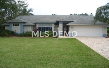 10201 SILVER BLUFF DRIVE, LEESBURG, Florida 34788, 3 Bedrooms Bedrooms, 9 Rooms Rooms,2 BathroomsBathrooms,Residential,For sale,SILVER BLUFF,G4849117